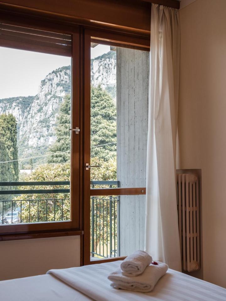 Hotel Gabbiano - Garda Lake Collection Экстерьер фото