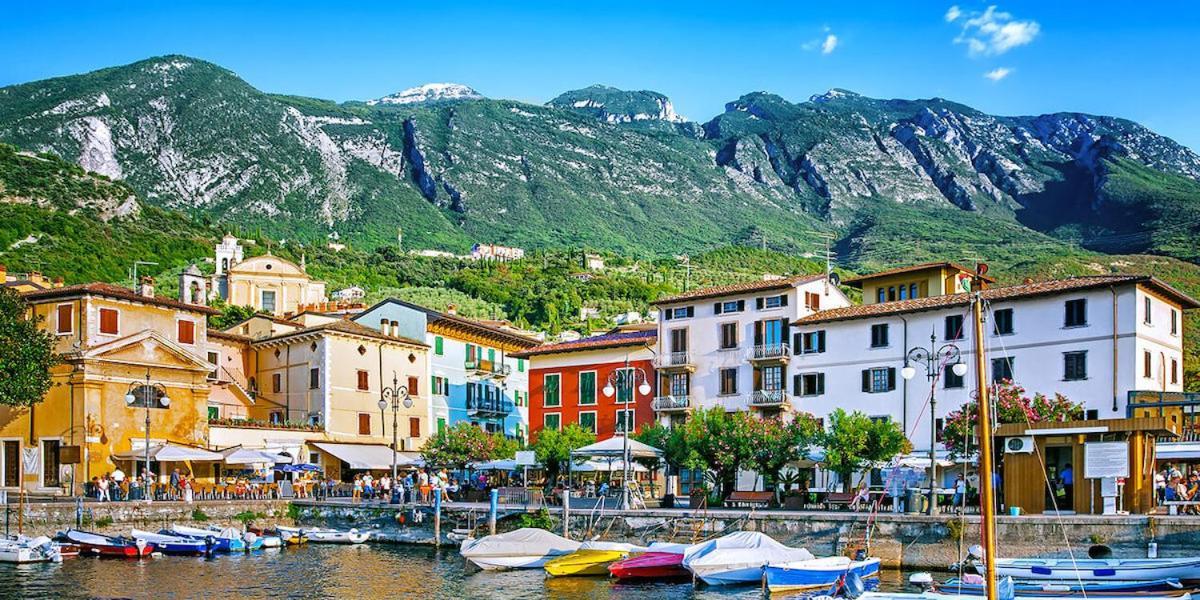 Hotel Gabbiano - Garda Lake Collection Экстерьер фото